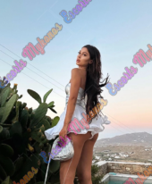 Zlata Hadid Famous Models Mykonos