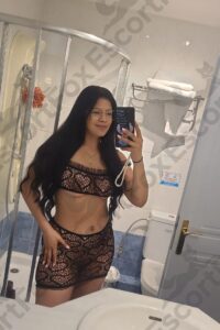 Nina, Latina escort for Mykonos 4